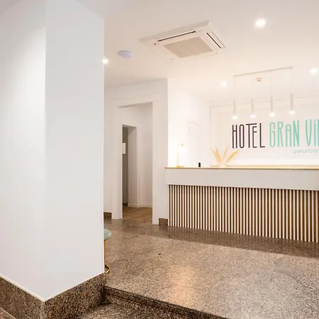 Gran Via By Gaiarooms Саламанка