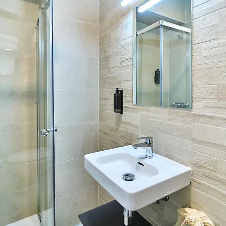 Gran Via By Gaiarooms Hotel