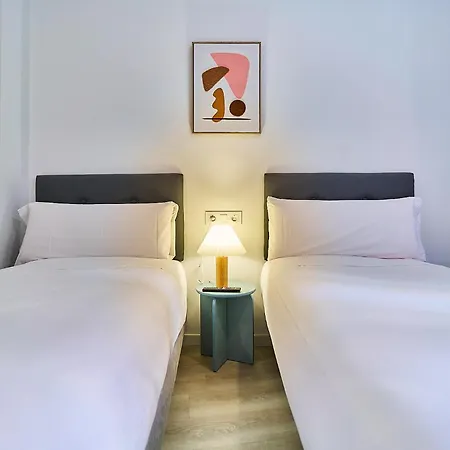 Отель Gran Via By Gaiarooms Саламанка