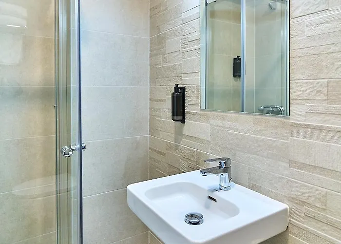 Gran Via By Gaiarooms Hotel